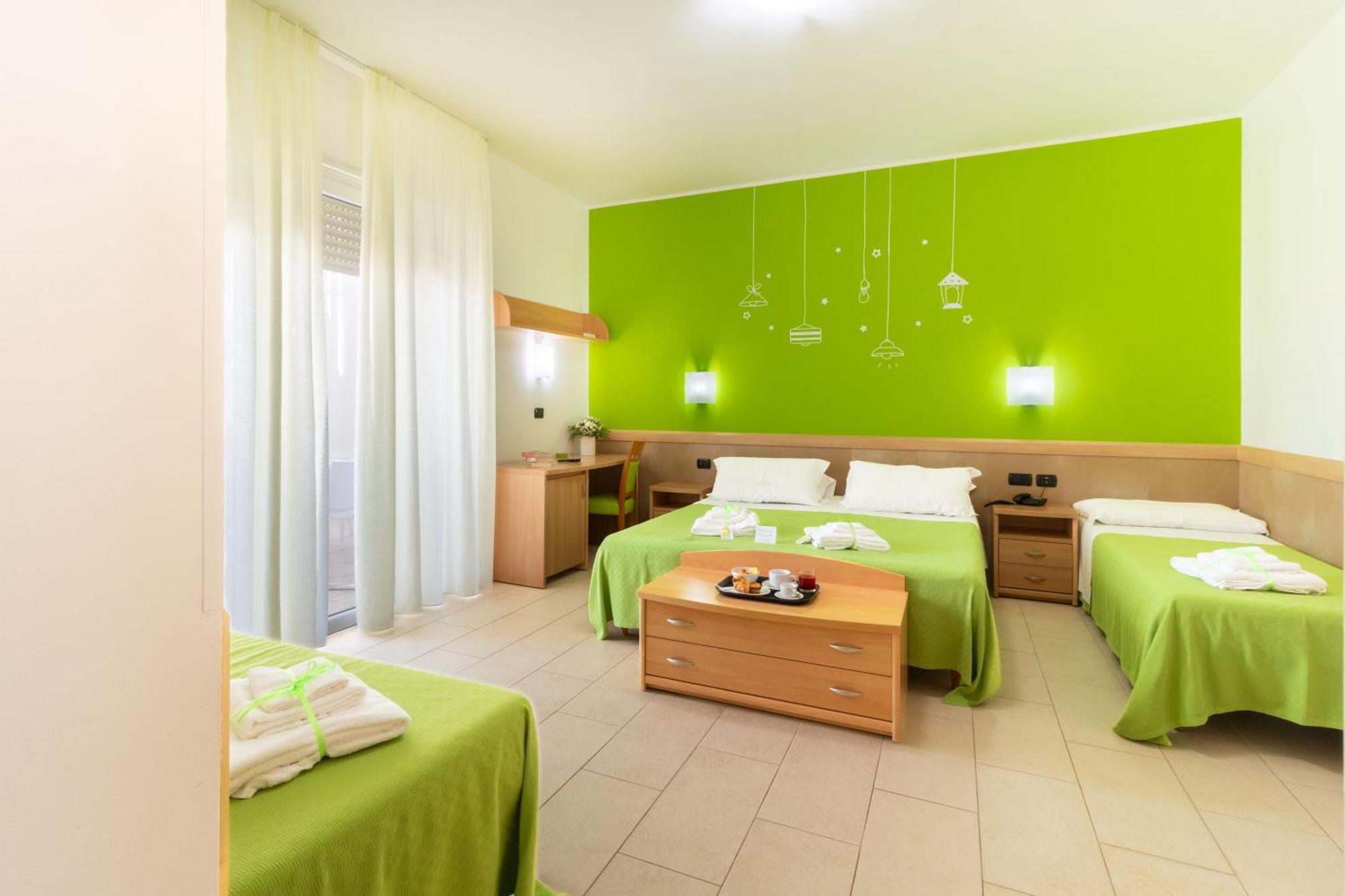 Marini Hotel B&B Lido Marini Extérieur photo